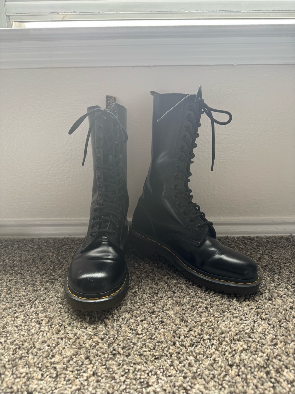 Dr. Martens 1914 Smooth Leather Black Lace-Up Boots